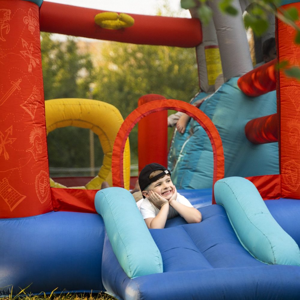 full-shot-smiley-kid-bounce-house